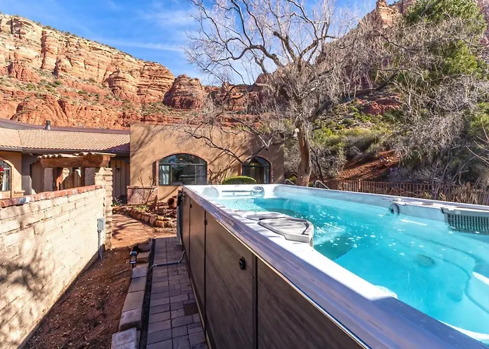 Perfect Chapel With Incredible Views And Private Swim