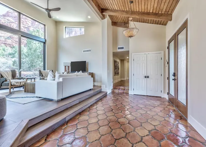 Perfect Chapel With Incredible Views And Private Swim Sedona
